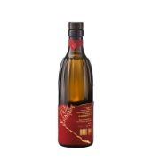 Full studio shot of Corinto Manaki Limited Edition Extra Virgin Olive Oil in a dark glass 500ml bottle against a white background.