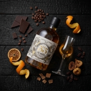 Aged Tsikoudia Malvasia di Candia Aromatica – 35N Barrel-Aged Spirit on a clean studio background